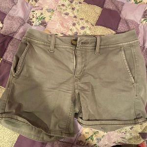 American Eagle cargo shorts